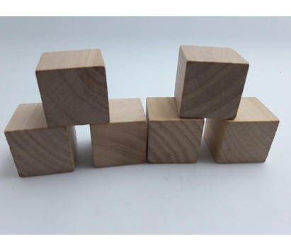 wooden cube 2.5 cm