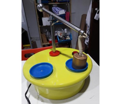 Junk yard electromagnet simulation