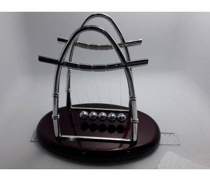 Newton's Cradle (17 cm)