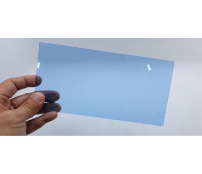 transparent acrylic plate (20 cm x 10 cm x 0.23 cm)